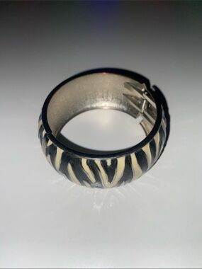 Black and Cream Zebra-Pattern Hinge Bangle Bracelet